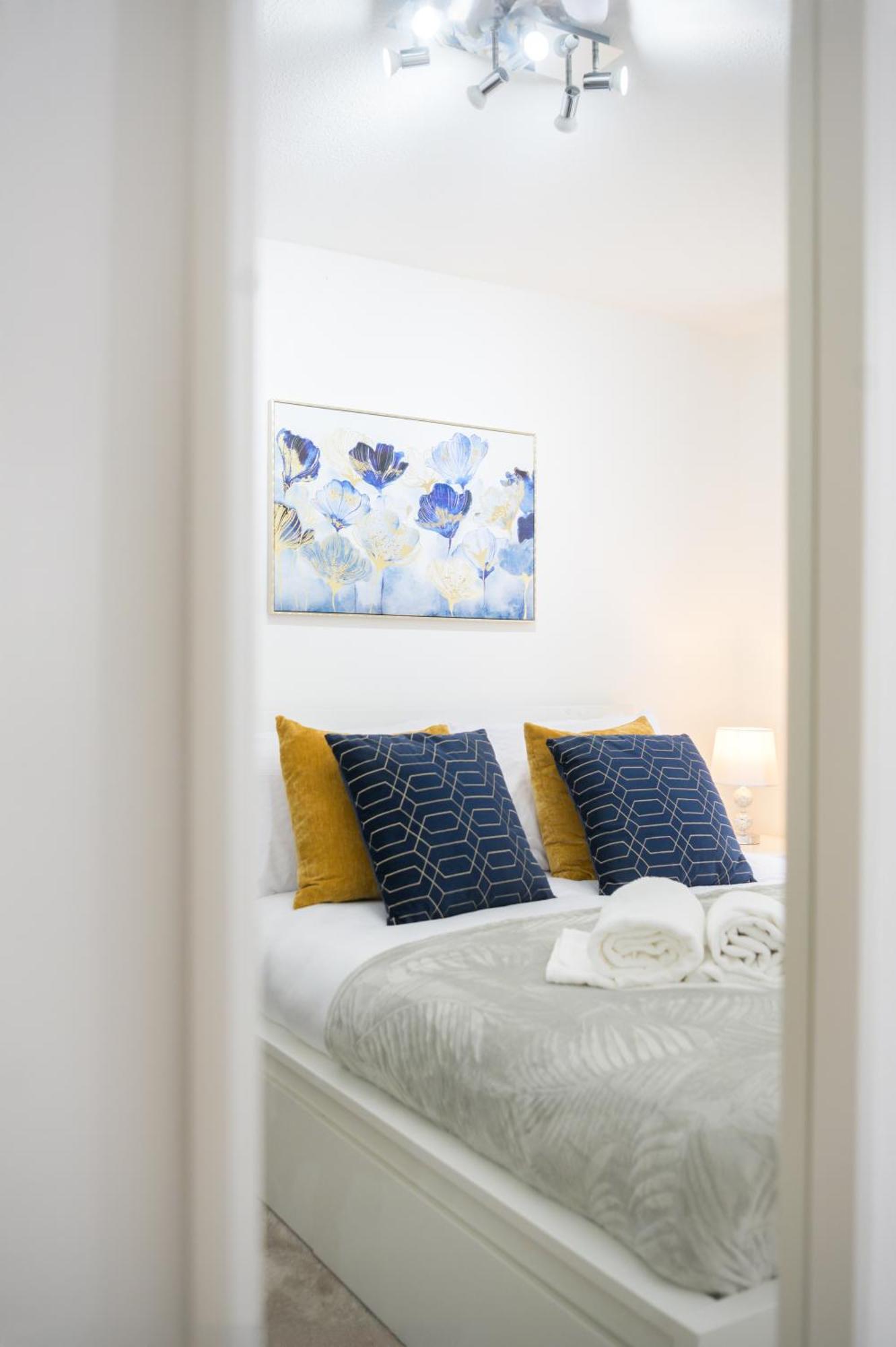 Silver Pines King Bed 2 Bedroom *